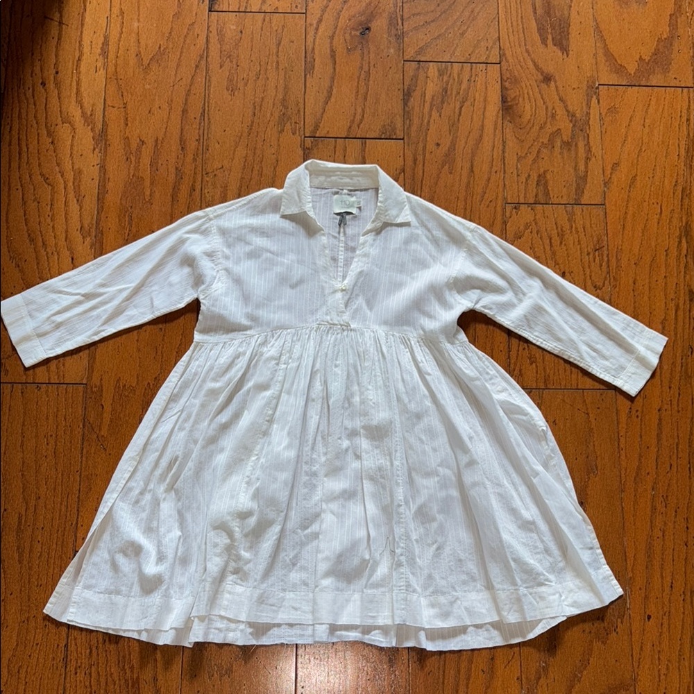 Fun, sz. 2, crisp, white tunic blouse from HD in Paris- perfect!